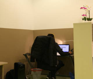 Open Space  8 postes Coworking Rue André Michel Montpellier 34000 - photo 2